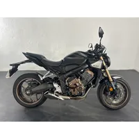 HONDA CB 650 RAC E-CLUTCH 2024