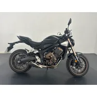 HONDA CB 650 RAC E-CLUTCH 2024