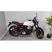 MOTOGUZZI V7 STONE TEN 2024